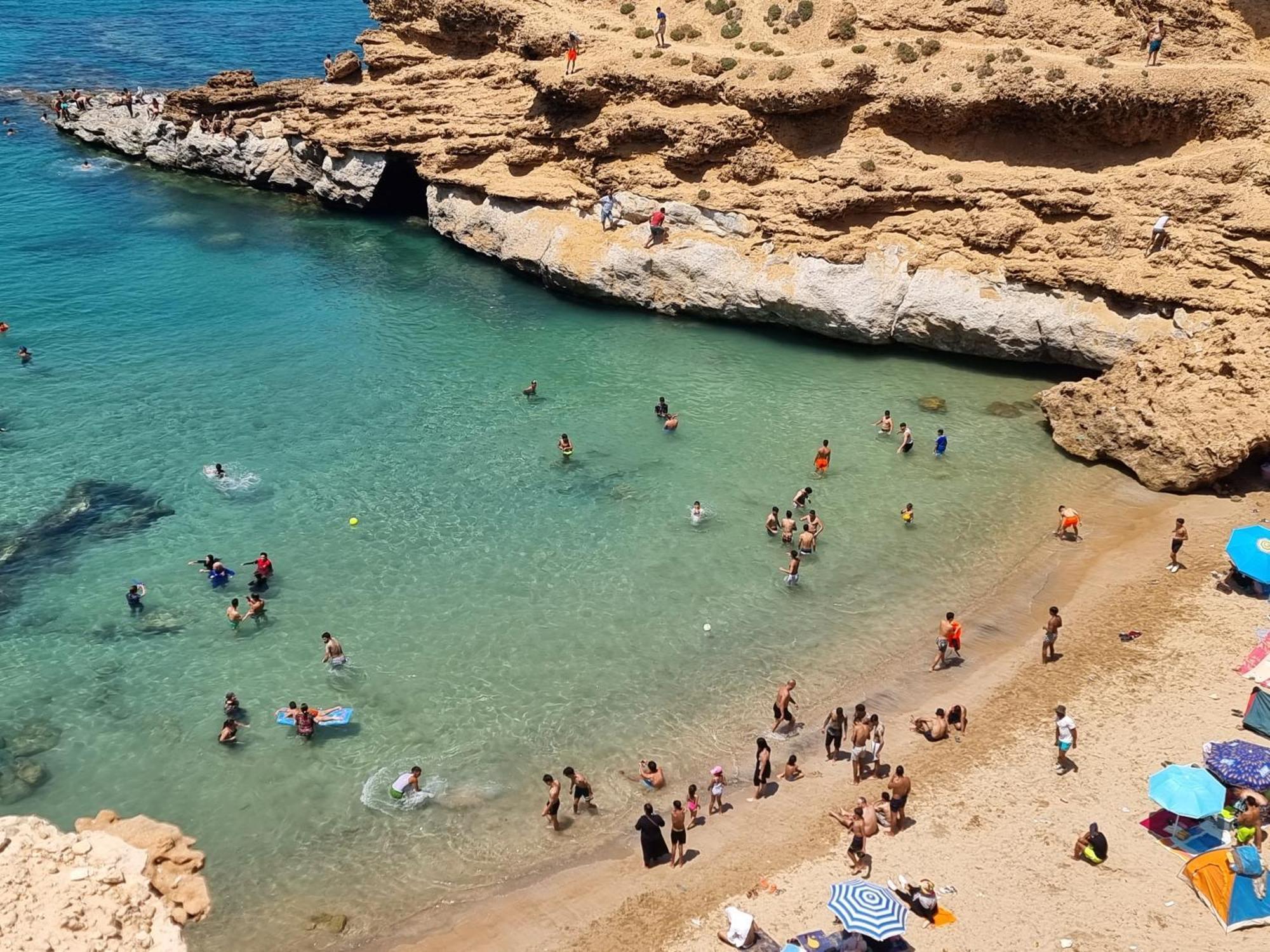 Appart Moderne Nador Al Jadid Pres De La Corniche Eksteriør bilde